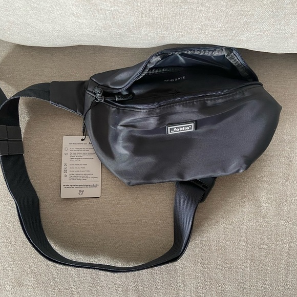 fannypack by ifoldie - Picture 2 of 4